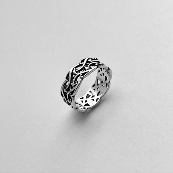 Sterling Silver Unisex Mushroom Band, Silver Ring, Wedding Bands, Spirit Ring - Picture 1 of 14